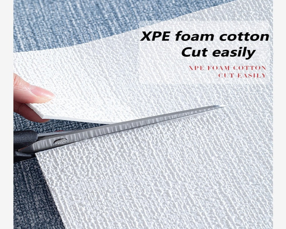 Wallpaper (Roll) Classic Cloth SKU# WAL0298